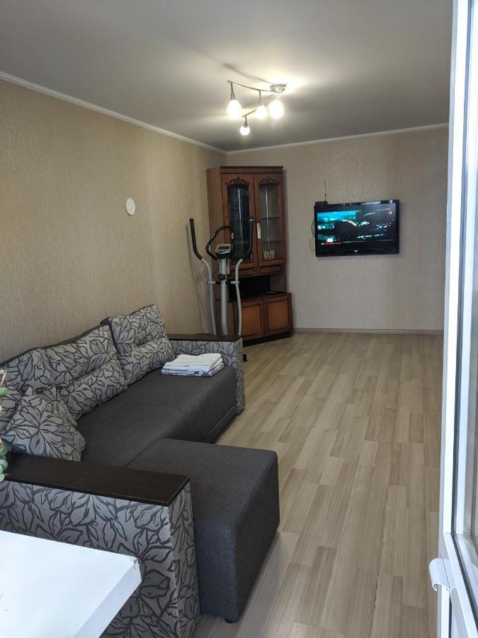 With Balcony On Peremohy Avenue 43 Chernihiv