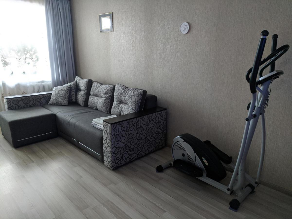 With Balcony On Peremohy Avenue 43 Apartment