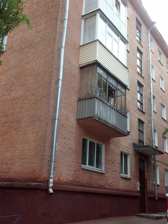 Apartment With Balcony On Peremohy Avenue 43